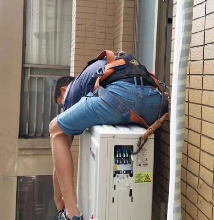 鼎城空调移机